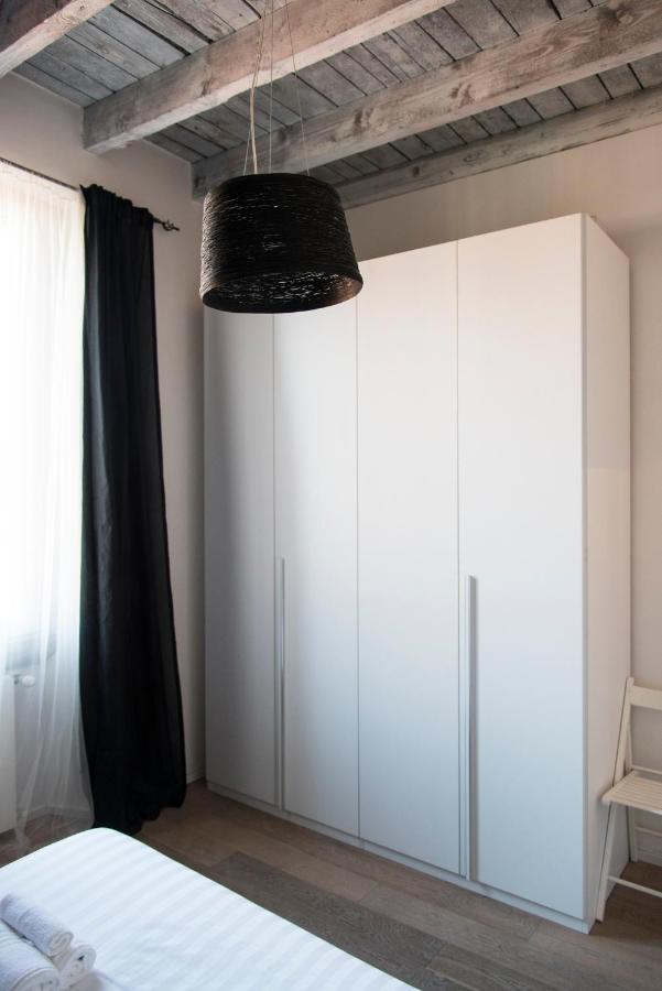 Youhosty - Correggio 12 Milán Exteriér fotografie